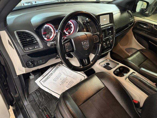 Certified 2020 Dodge Grand Caravan SXT FWD image 44