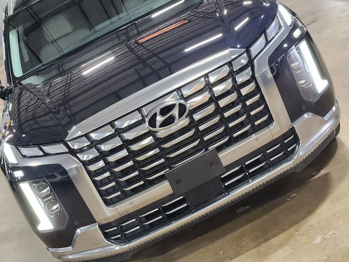 Used 2025 Hyundai Palisade Calligraphy FWD image 19
