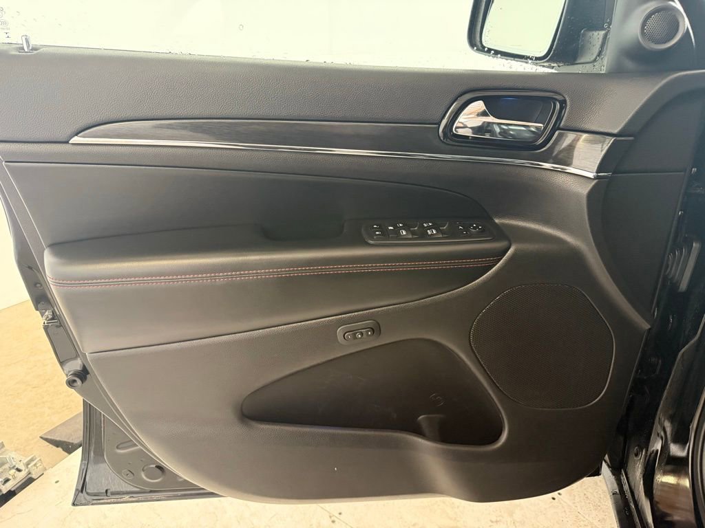 Certified 2019 Jeep Grand Cherokee Trailhawk image 11