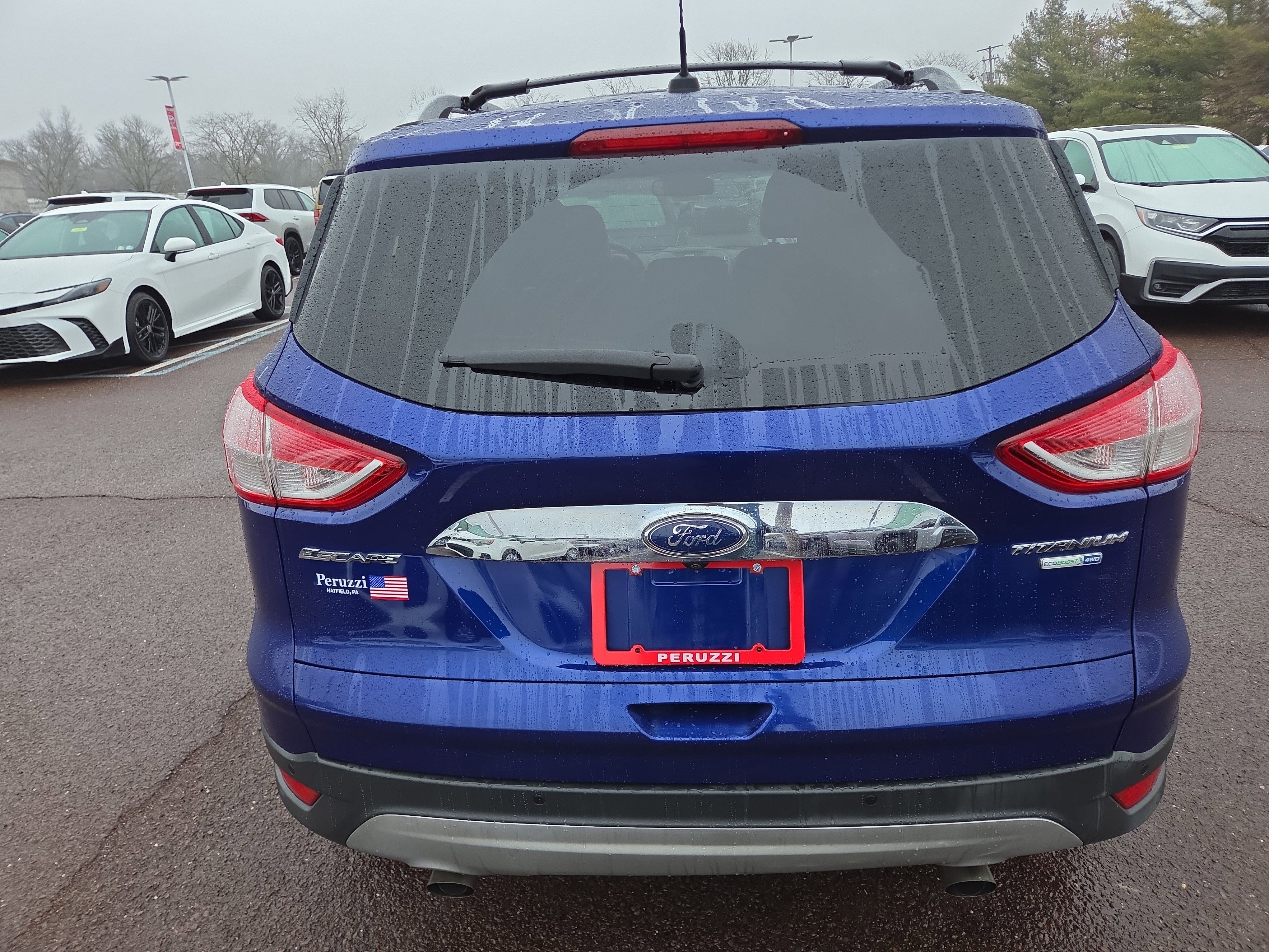 Used 2016 Ford Escape Titanium image 4