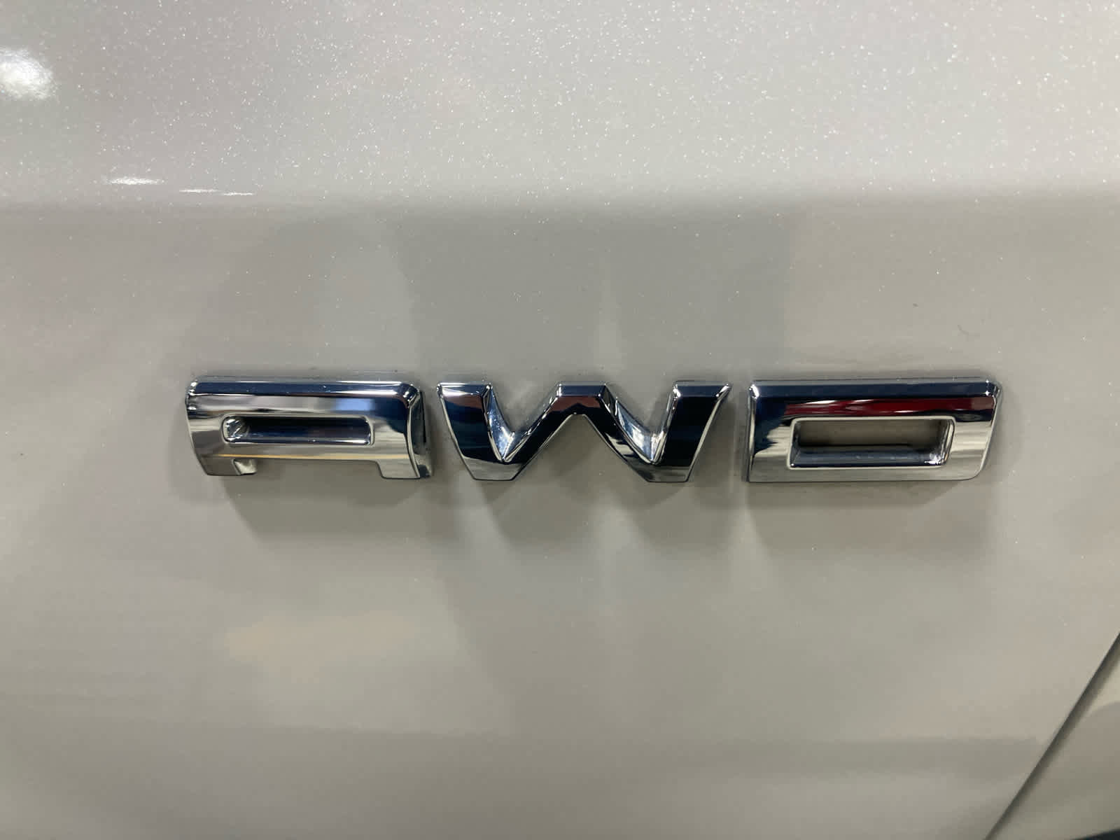 Used 2021 Ford Escape SE w/ SE Sport Appearance Package image 16