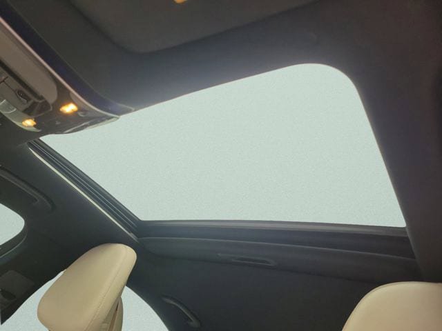 Used 2024 Mercedes-Benz C 300 Sedan image 29