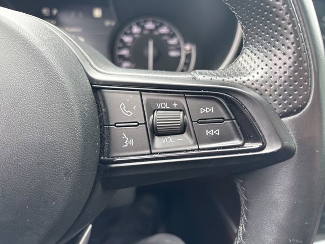 Used 2021 Alfa Romeo Stelvio Ti w/ Nero Edizione image 18