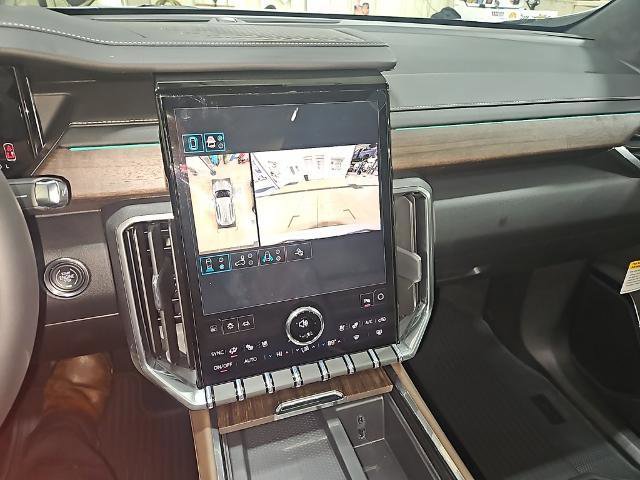 New 2026 GMC Acadia Denali Ultimate w/ LPO, All-Weather Package image 15