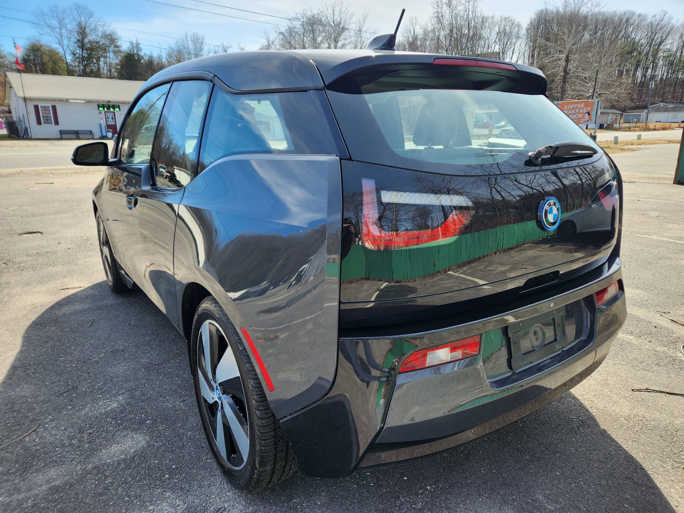 Used 2015 BMW i3 w/ Range Extender image 9