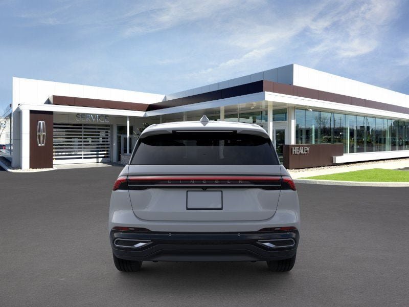 New 2026 Lincoln Nautilus Premier AWD/4WD image 5