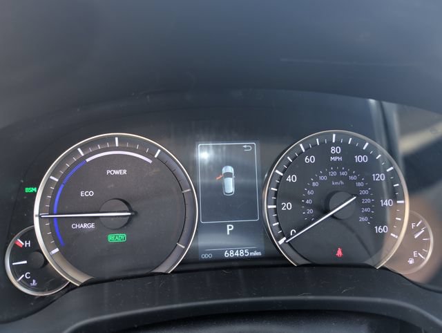Used 2022 Lexus RX 450hL Luxury w/ Cold Area Package (CT) AWD/4WD image 17