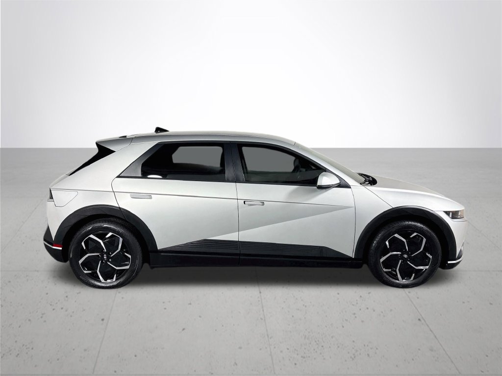 Used 2024 Hyundai Ioniq 5 SEL AWD/4WD image 5