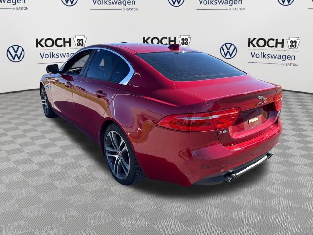 Used 2017 Jaguar XE Premium AWD/4WD image 6