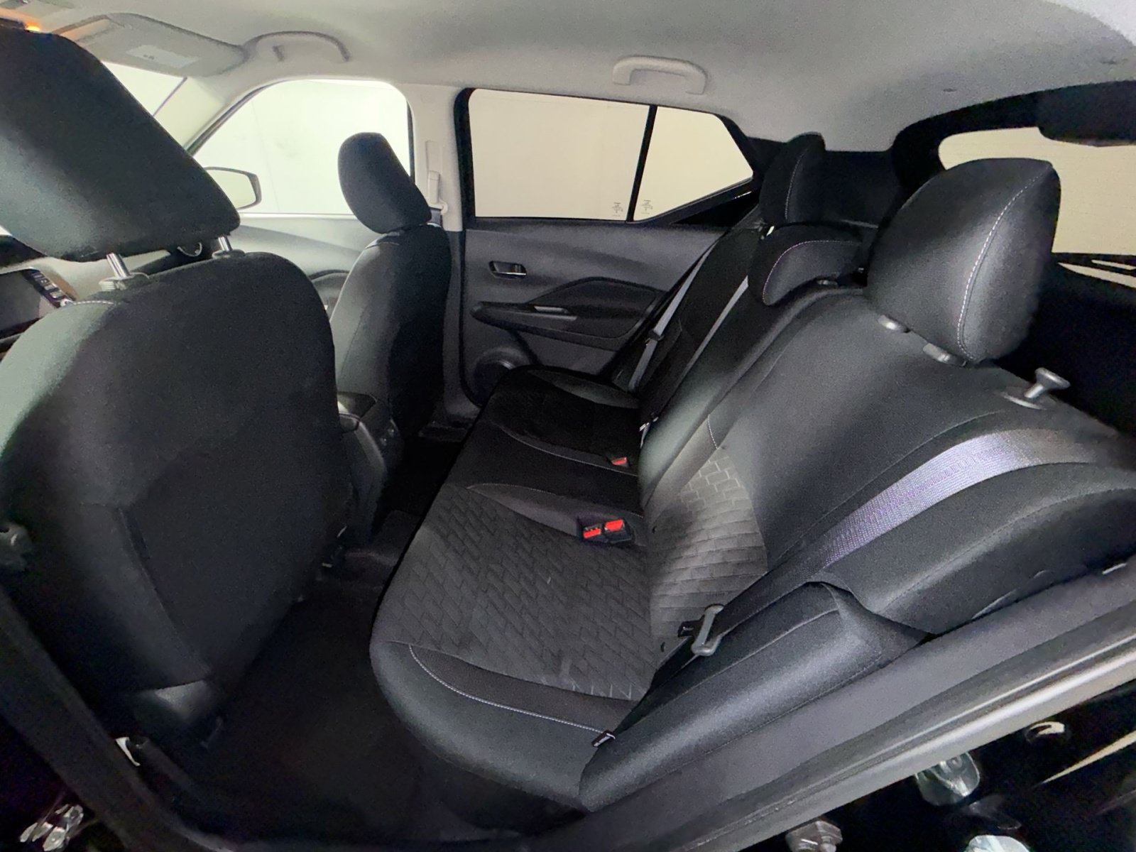 Used 2024 Nissan Kicks SV FWD image 23