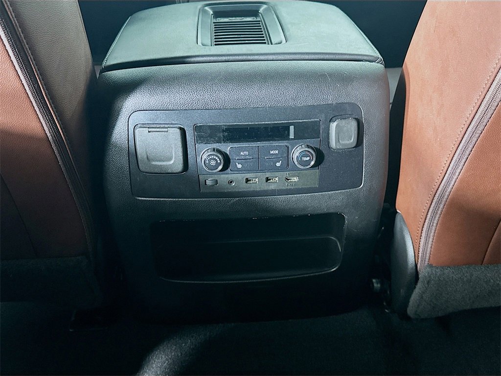 Used 2019 Chevrolet Tahoe Premier w/ Premier Plus Edition image 22