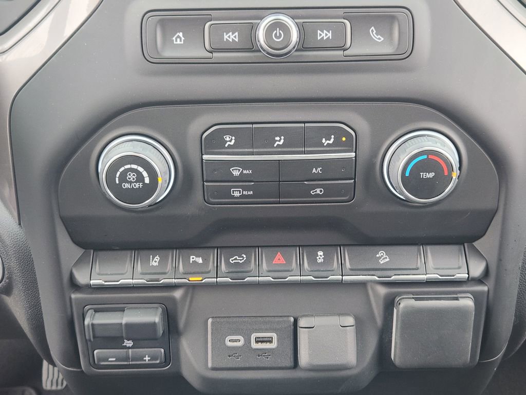 Used 2024 Chevrolet Silverado 2500 Custom w/ Custom Value Package image 20