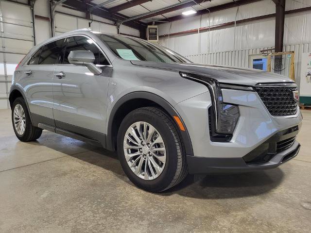 Used 2024 Cadillac XT4 Premium Luxury w/ Technology Package image 7