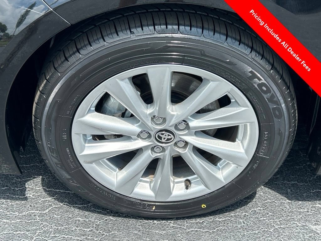 Used 2024 Toyota Corolla XLE FWD image 24