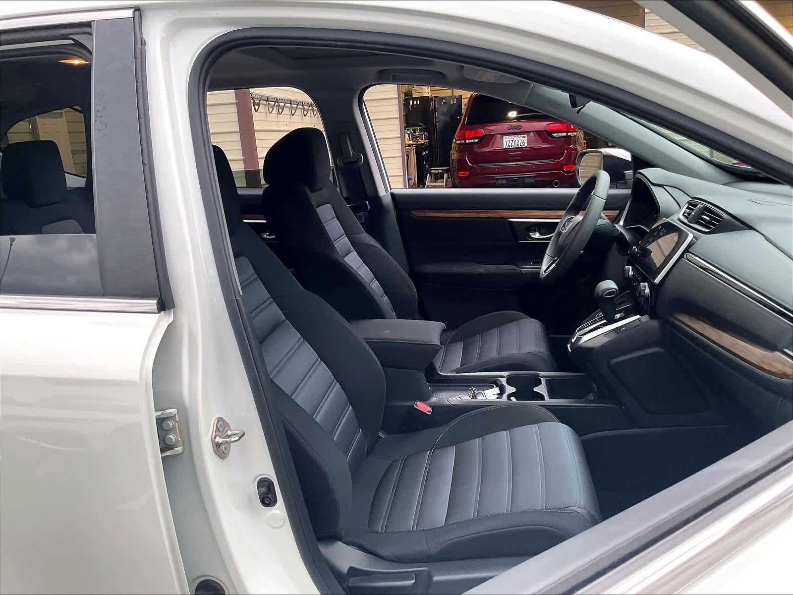 Used 2018 Honda CR-V EX image 9