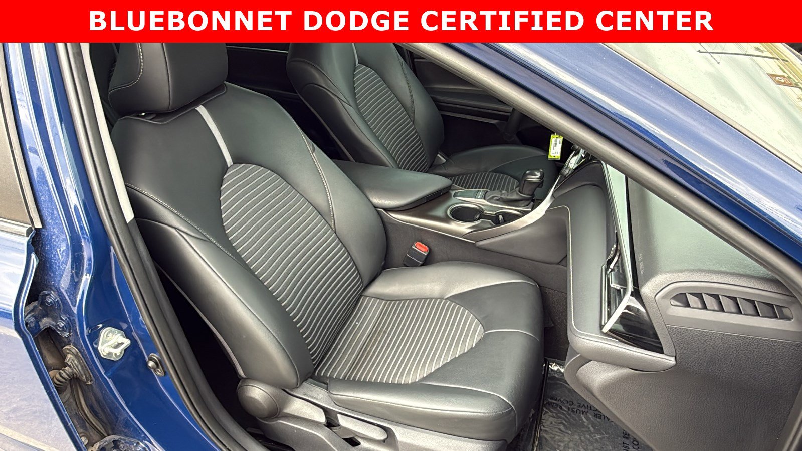 Used 2023 Toyota Camry SE image 29