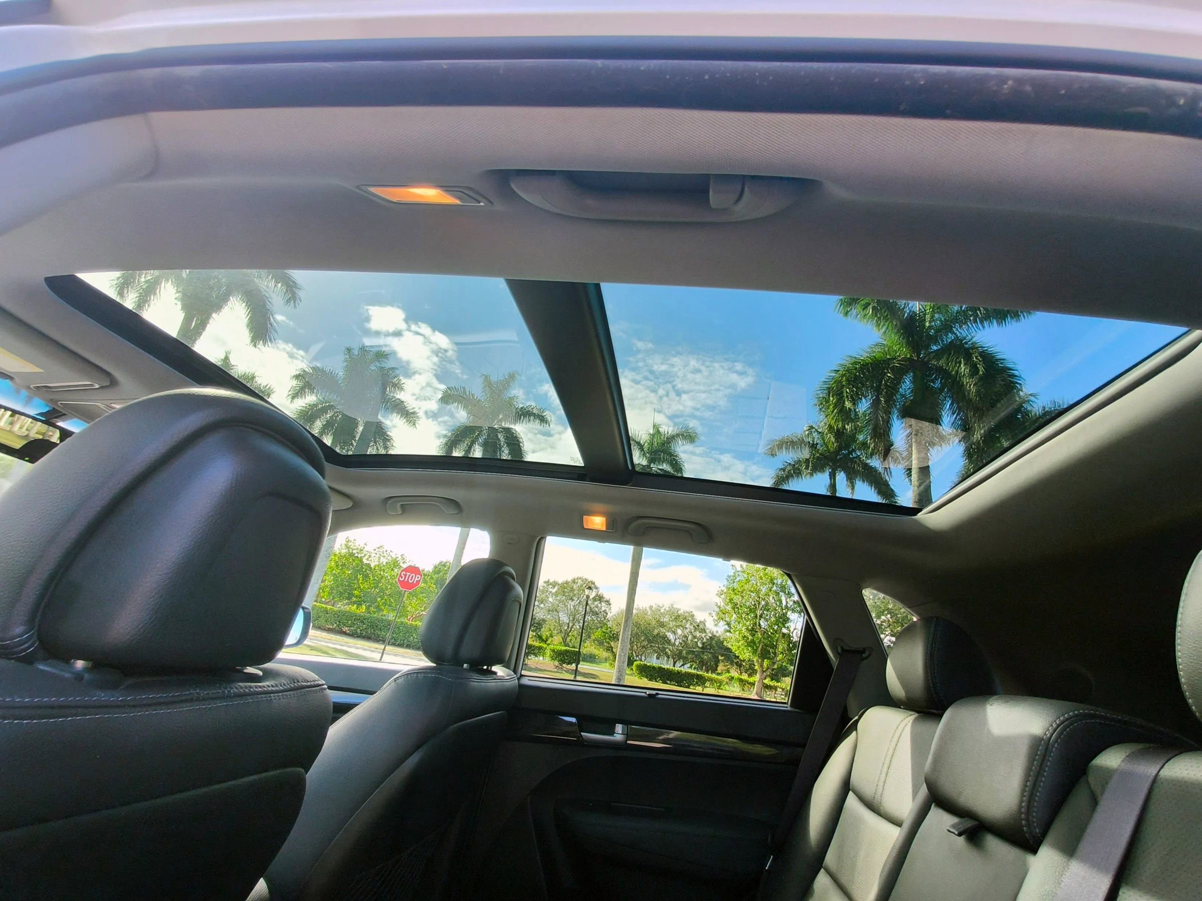 Used 2015 Kia Sorento EX w/ EX V6 Touring Package image 27