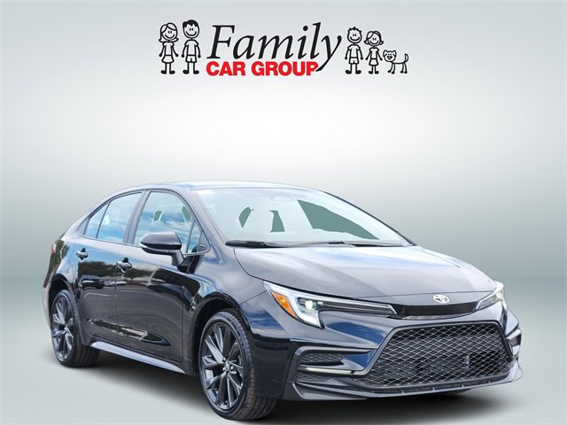 Used 2025 Toyota Corolla SE video 2