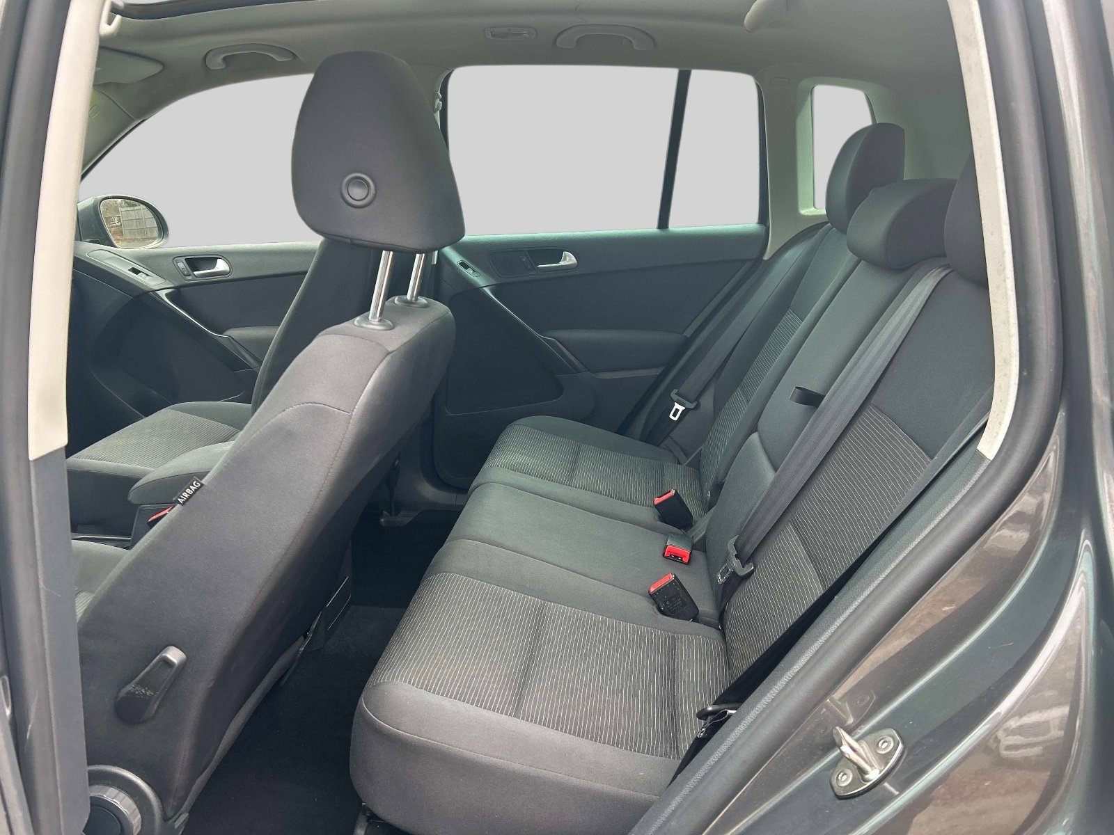 Used 2013 Volkswagen Tiguan S AWD/4WD image 11