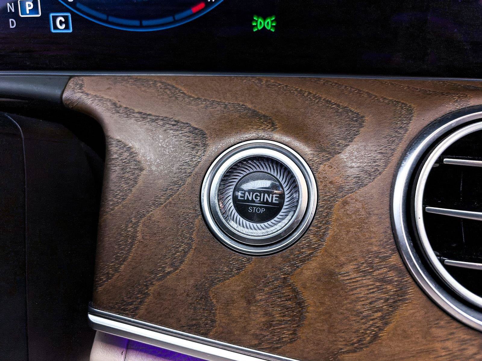 Used 2022 Mercedes-Benz E 350 Sedan image 29