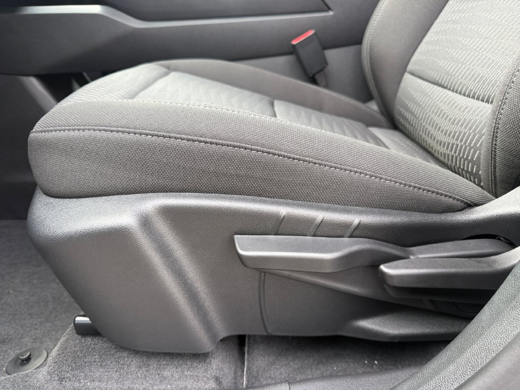 New 2027 Chevrolet Equinox LT w/ Safety and Technology Package AWD/4WD image 10