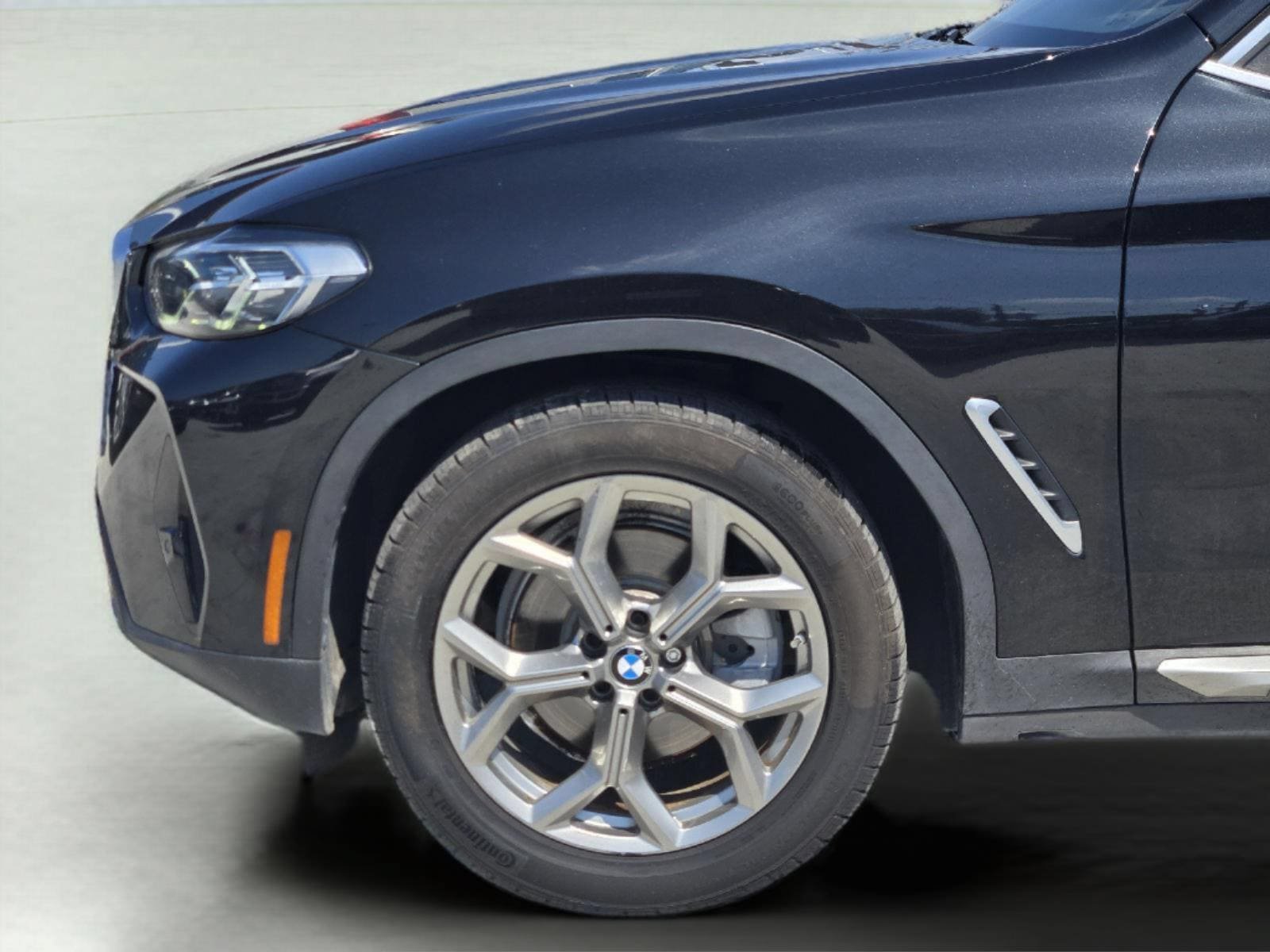 Used 2023 BMW X3 sDrive30i w/ Convenience Package RWD image 9