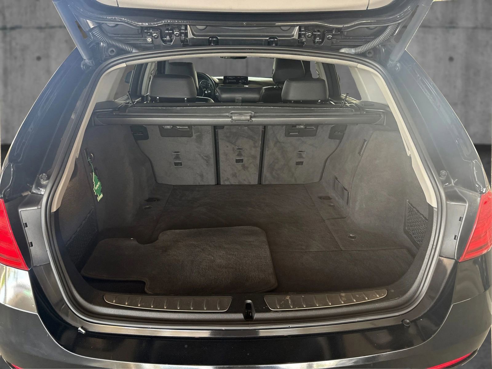 Used 2014 BMW 328i xDrive Wagon image 13