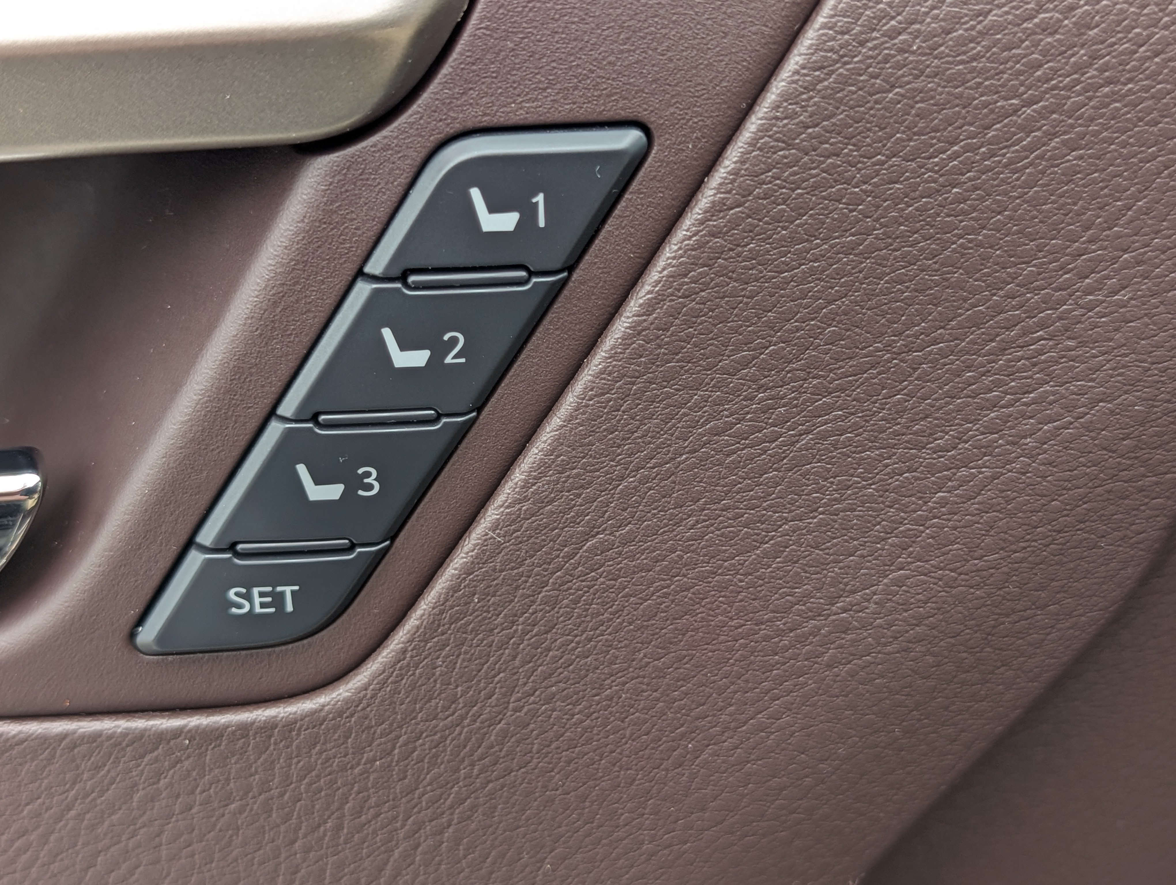 Used 2016 Lexus RX 350 AWD w/ Premium Package image 21