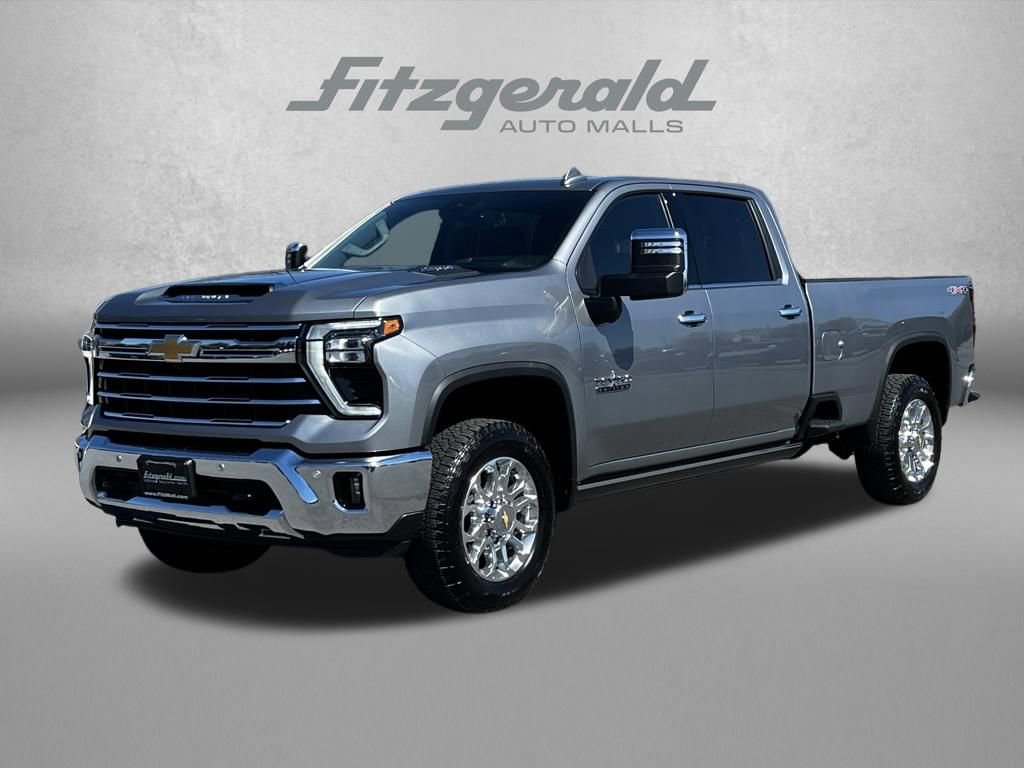Used 2025 Chevrolet Silverado 3500 LTZ w/ LTZ Premium Texas Edition image 2