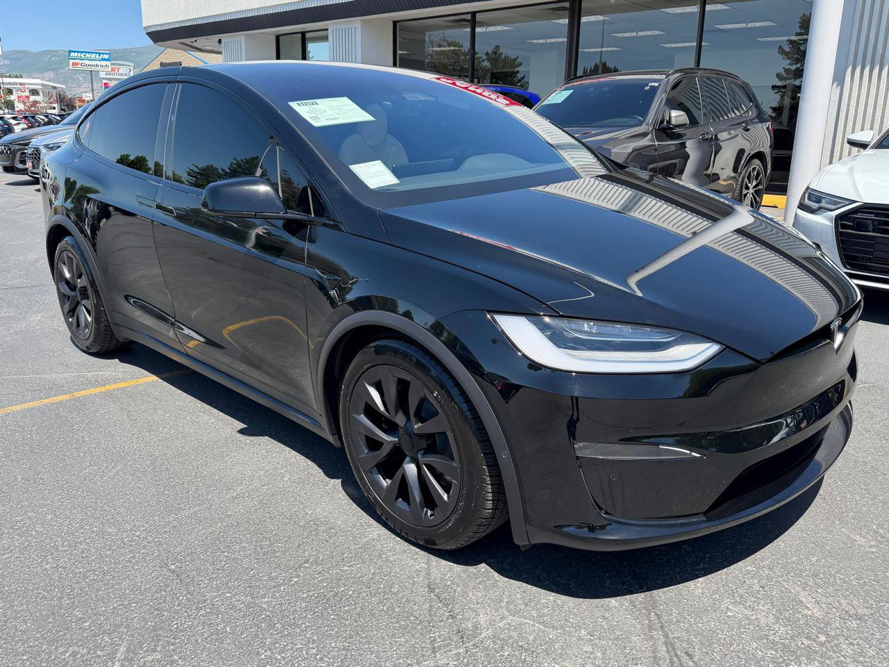 Used 2022 Tesla Model X AWD/4WD image 2