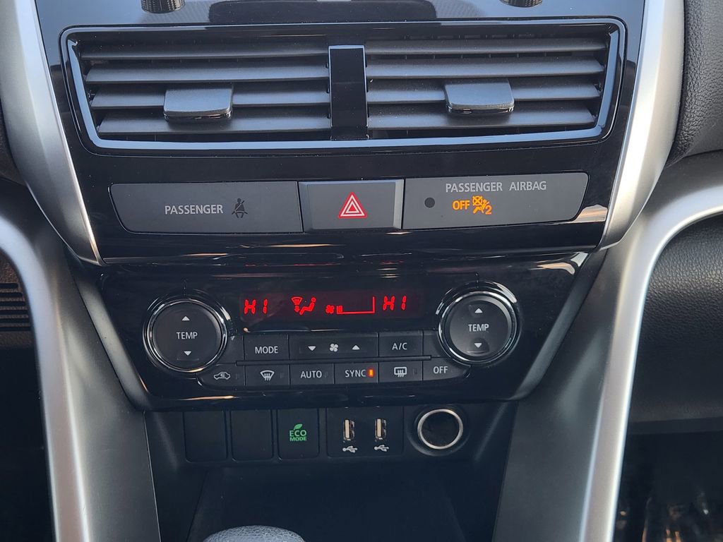 Used 2024 Mitsubishi Eclipse Cross SE image 19