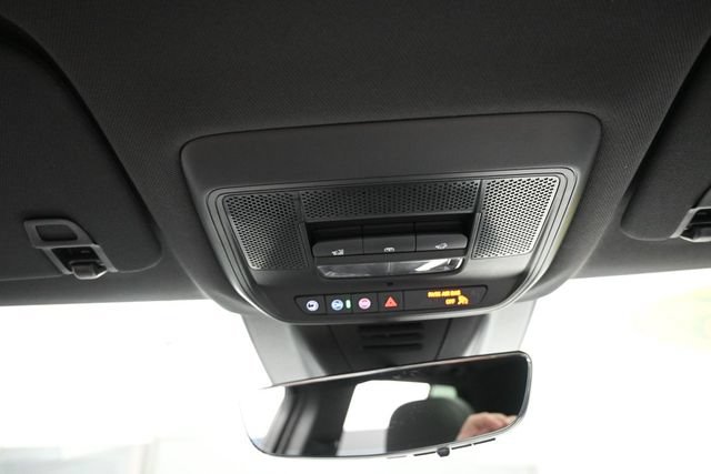 Used 2025 Chevrolet Equinox EV LT w/ Active Safety Package 3 FWD image 12