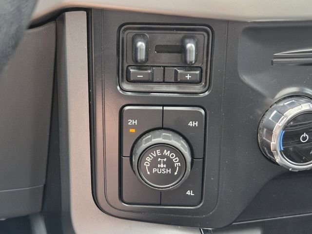 Certified 2022 Ford F150 XLT w/ Equipment Group 302A High image 24