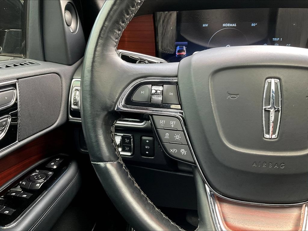 Used 2023 Lincoln Navigator Reserve RWD image 10