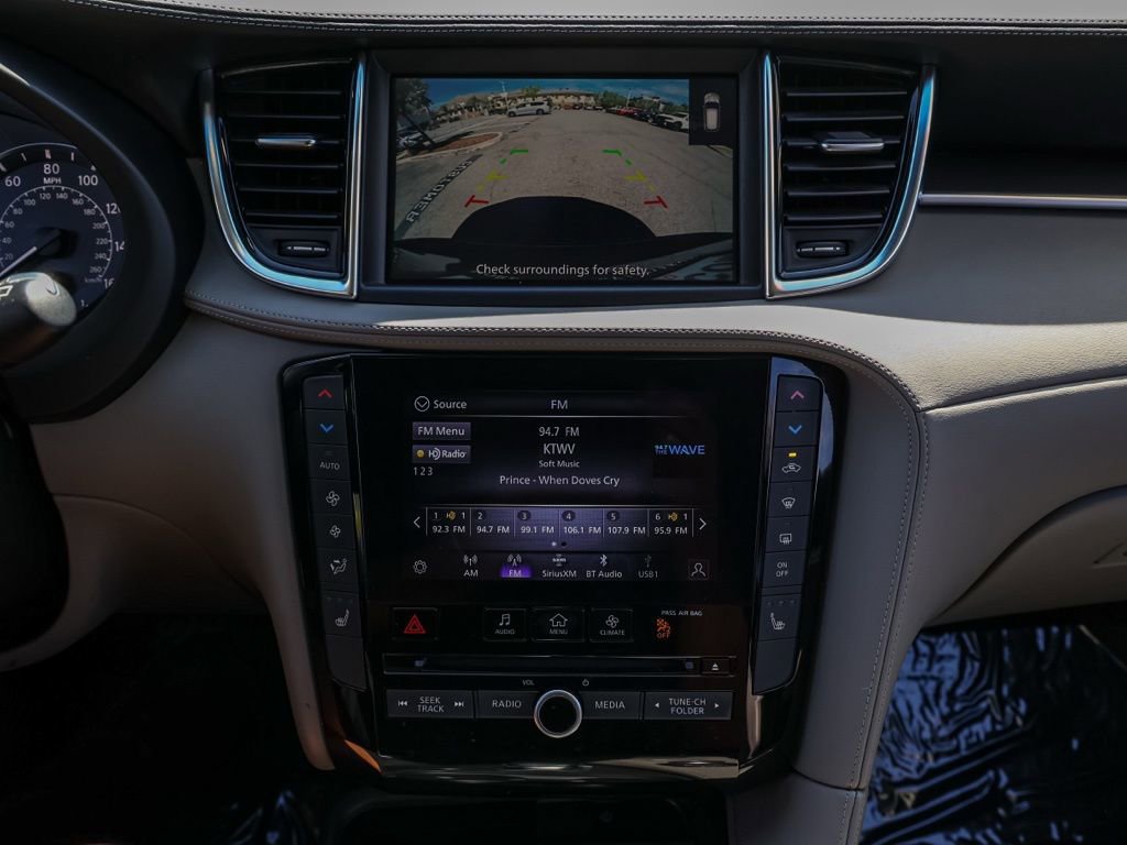 Used 2023 INFINITI QX50 Luxe image 30