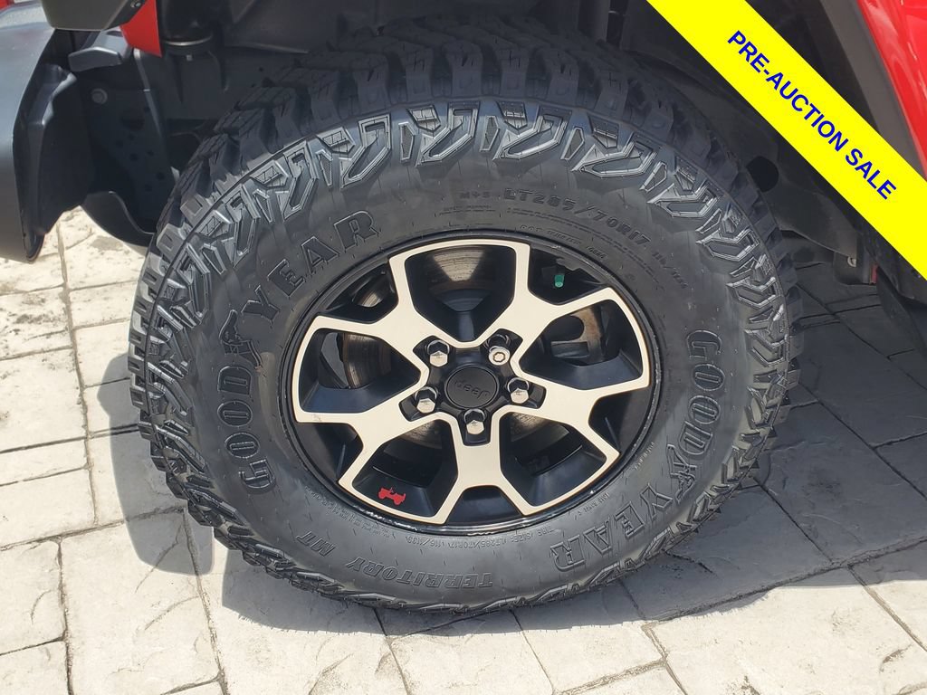 Used 2022 Jeep Wrangler Unlimited Rubicon AWD/4WD image 4