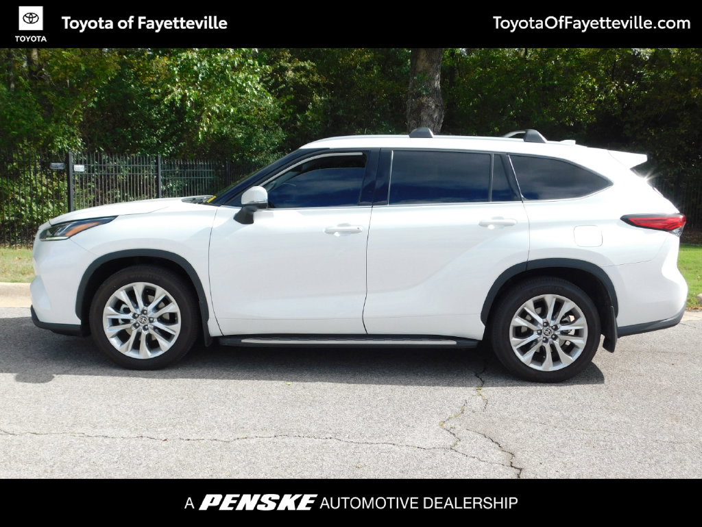 Used 2022 Toyota Highlander Limited AWD/4WD image 9