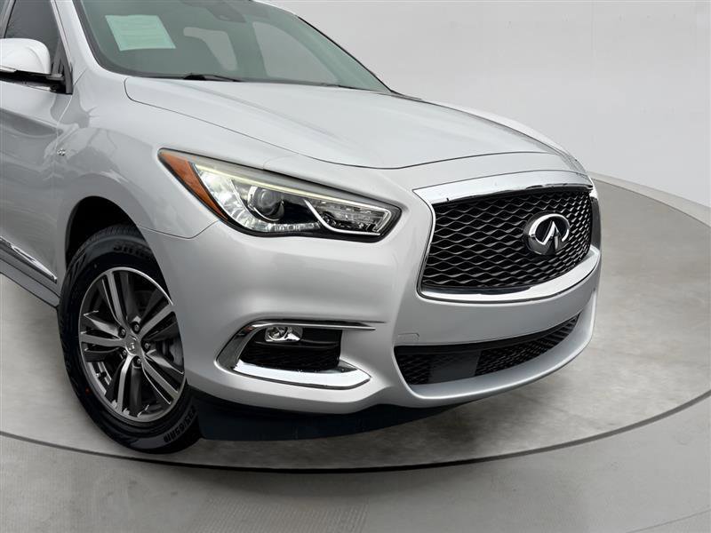 Used 2019 INFINITI QX60 Luxe FWD image 3