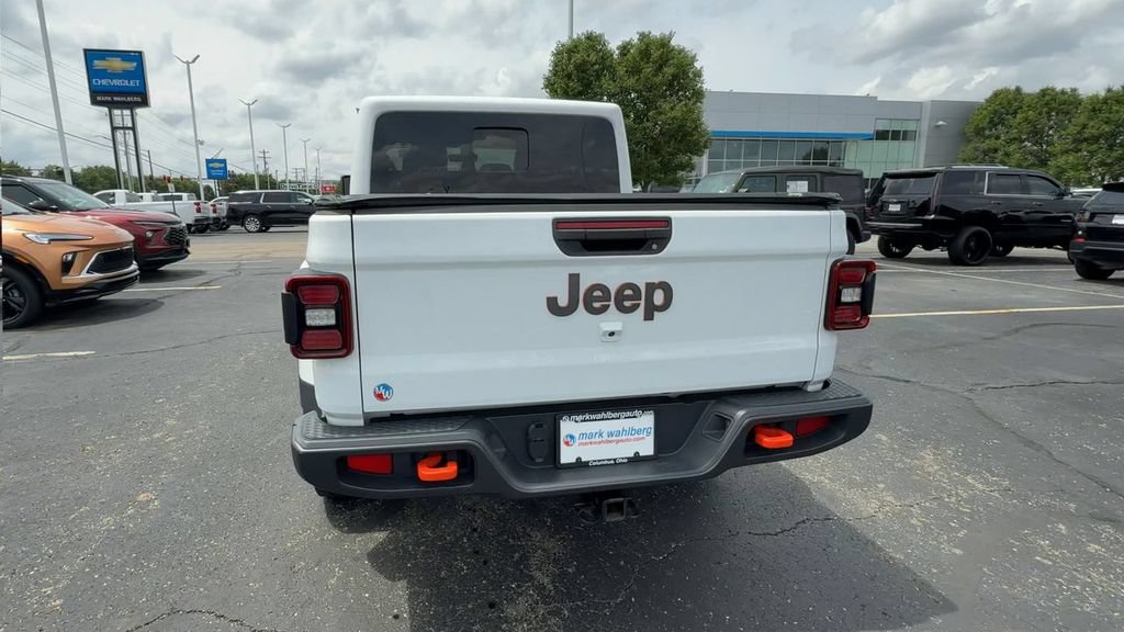 Used 2023 Jeep Gladiator Mojave w/ LED Lighting Group AWD/4WD image 7
