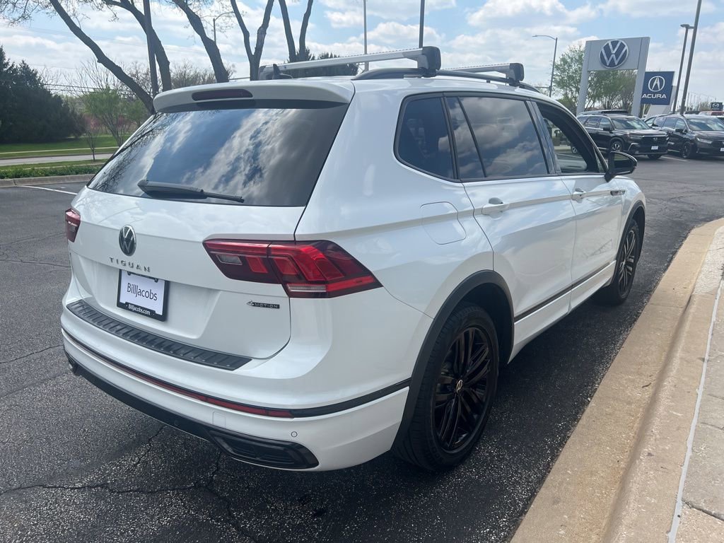 Used 2022 Volkswagen Tiguan SE R-Line AWD/4WD image 6