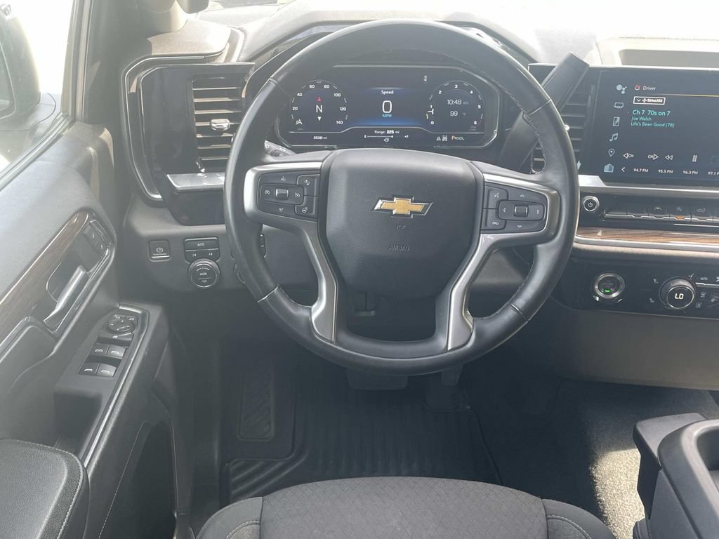 Certified 2023 Chevrolet Silverado 1500 LT AWD/4WD image 10