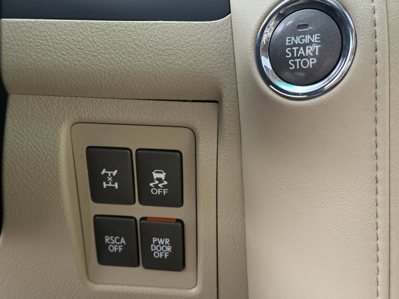 Used 2009 Lexus LX 570 4WD image 13