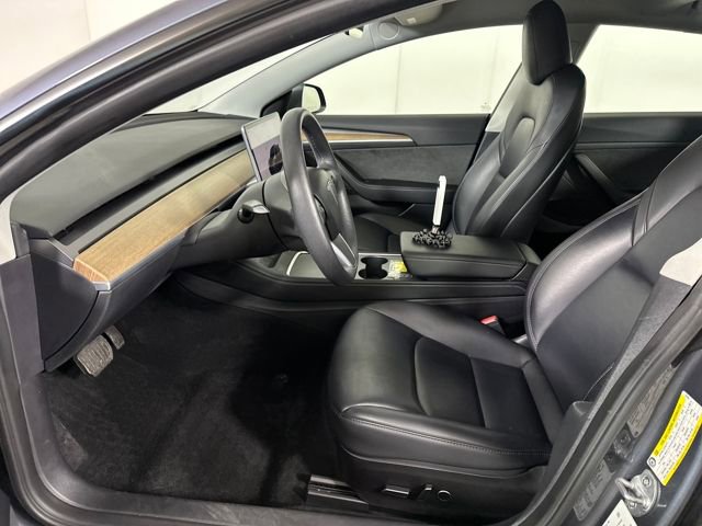 Used 2022 Tesla Model 3 image 11