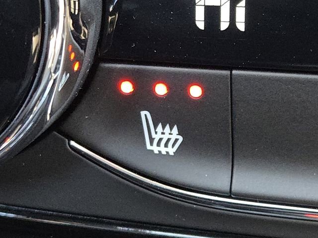 New 2026 Chevrolet Trax RS w/ Sunroof Package image 7