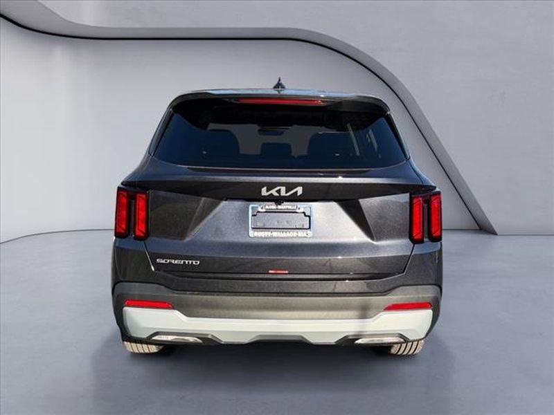 New 2026 Kia Sorento LX image 4