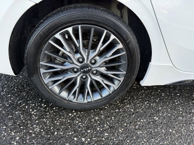 Used 2023 Kia Forte GT-Line w/ GT-Line Technology Package image 12