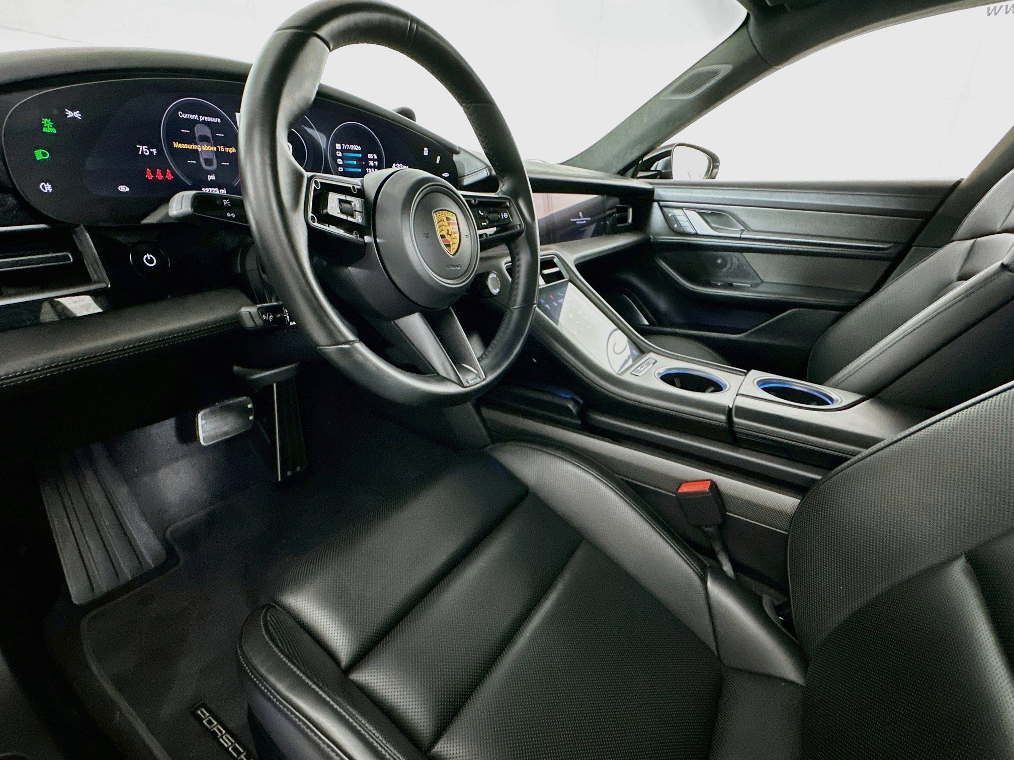 Used 2022 Porsche Taycan Turbo S w/ Premium Package AWD/4WD image 7