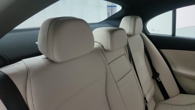 Used 2025 Mercedes-Benz C 300 Sedan image 41