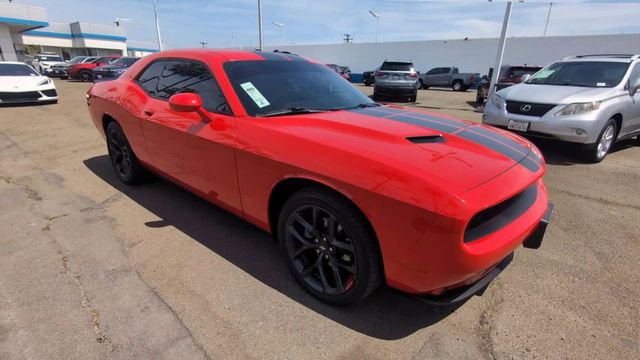 Used 2021 Dodge Challenger SXT w/ Blacktop Package RWD image 2