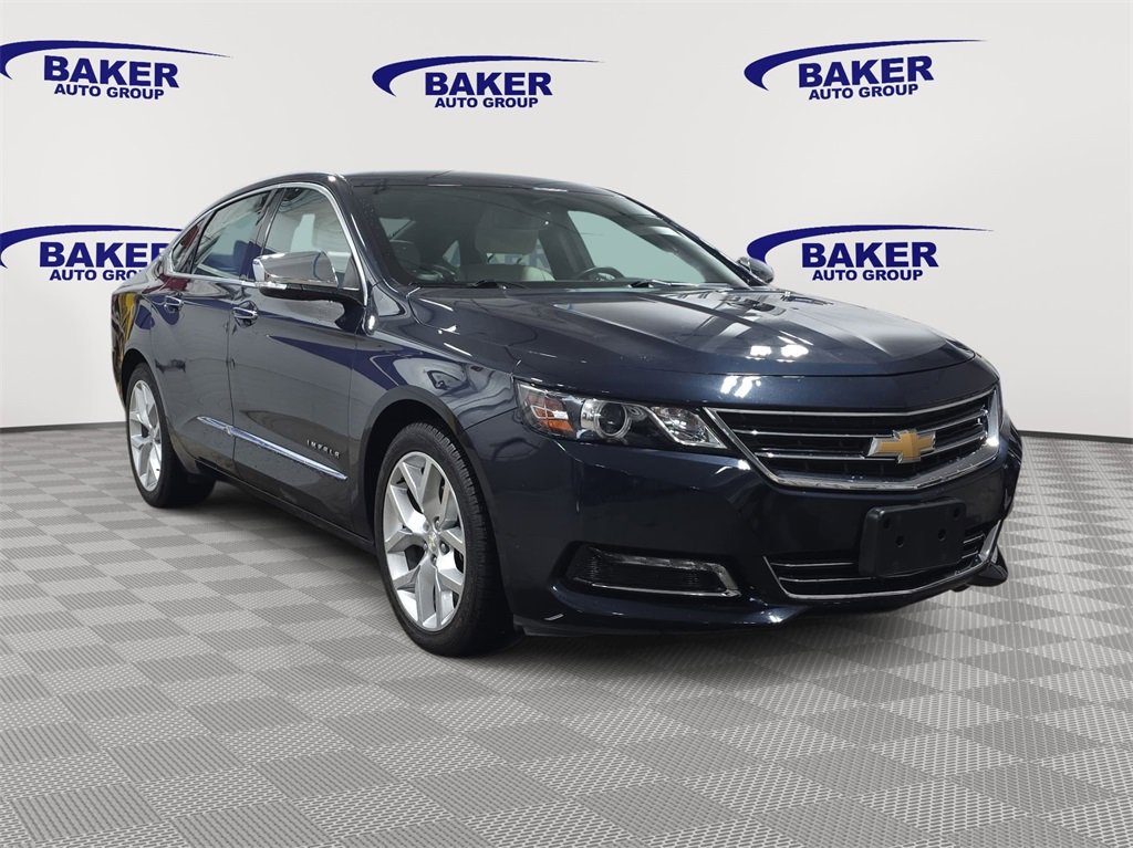 Used 2018 Chevrolet Impala Premier w/ Premier Convenience Package image 3